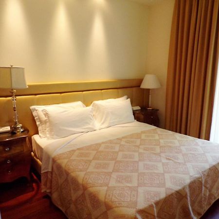 Hotel Hawaii Милано Мартима Екстериор снимка